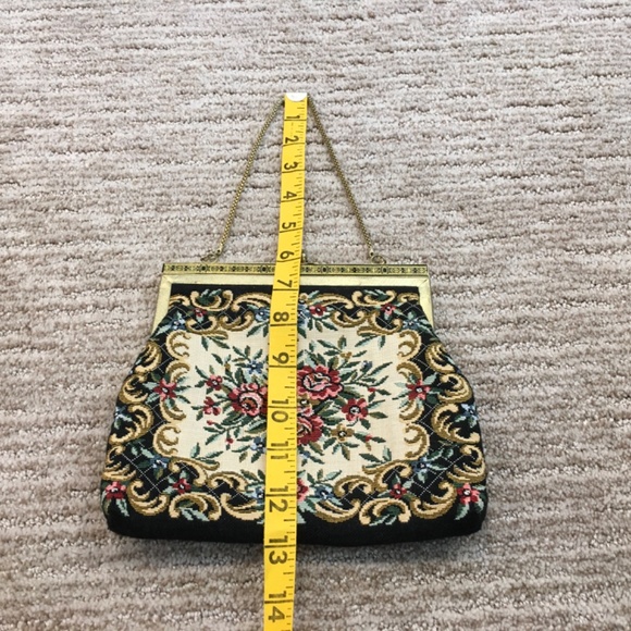 Tapestry floral small handbag with gold chain handle - Picture 8 of 11
